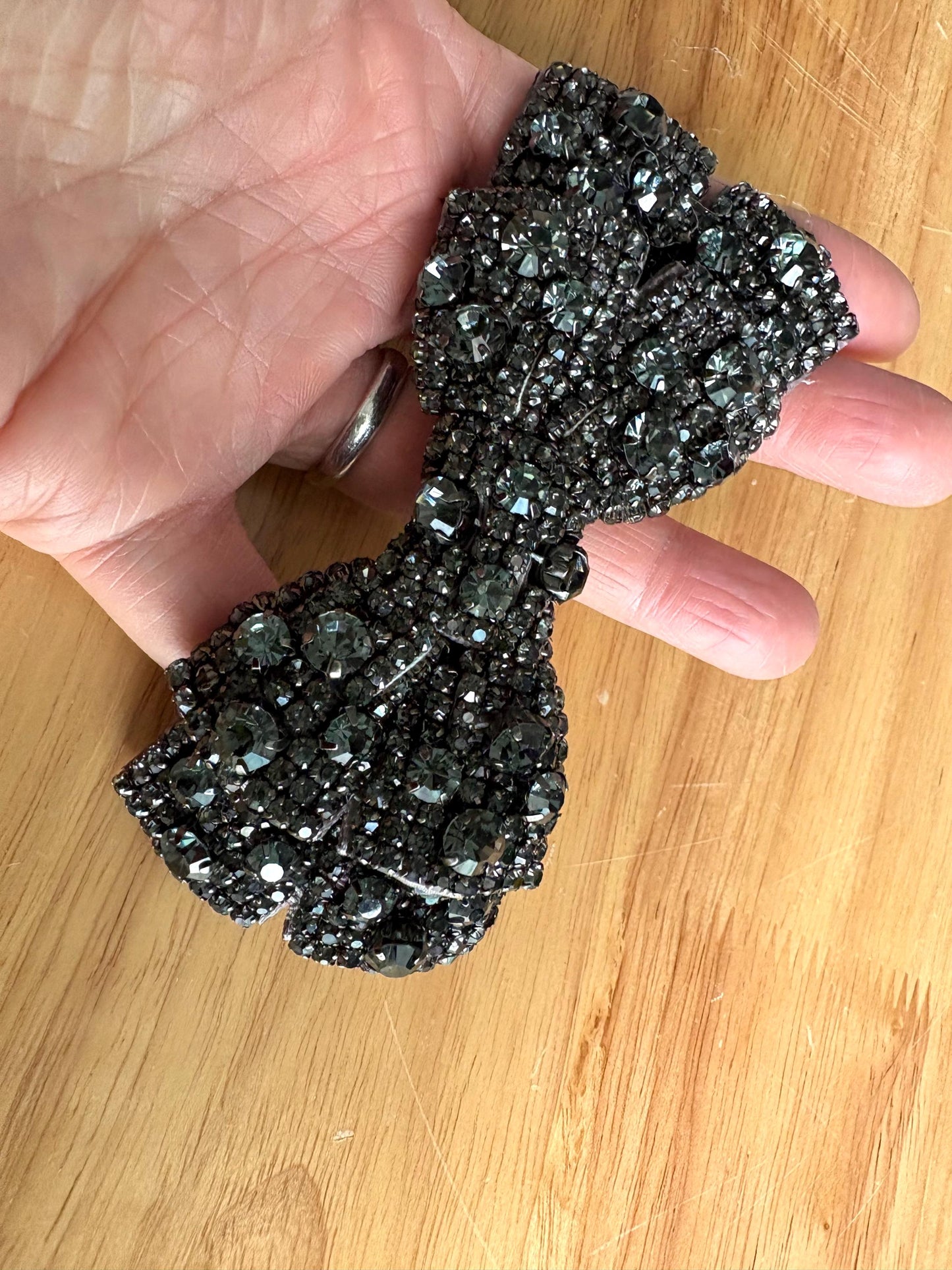 Rhinestone Bow Appliqué: Crystal Embellishment, Hair Accessories (4.5 inch)