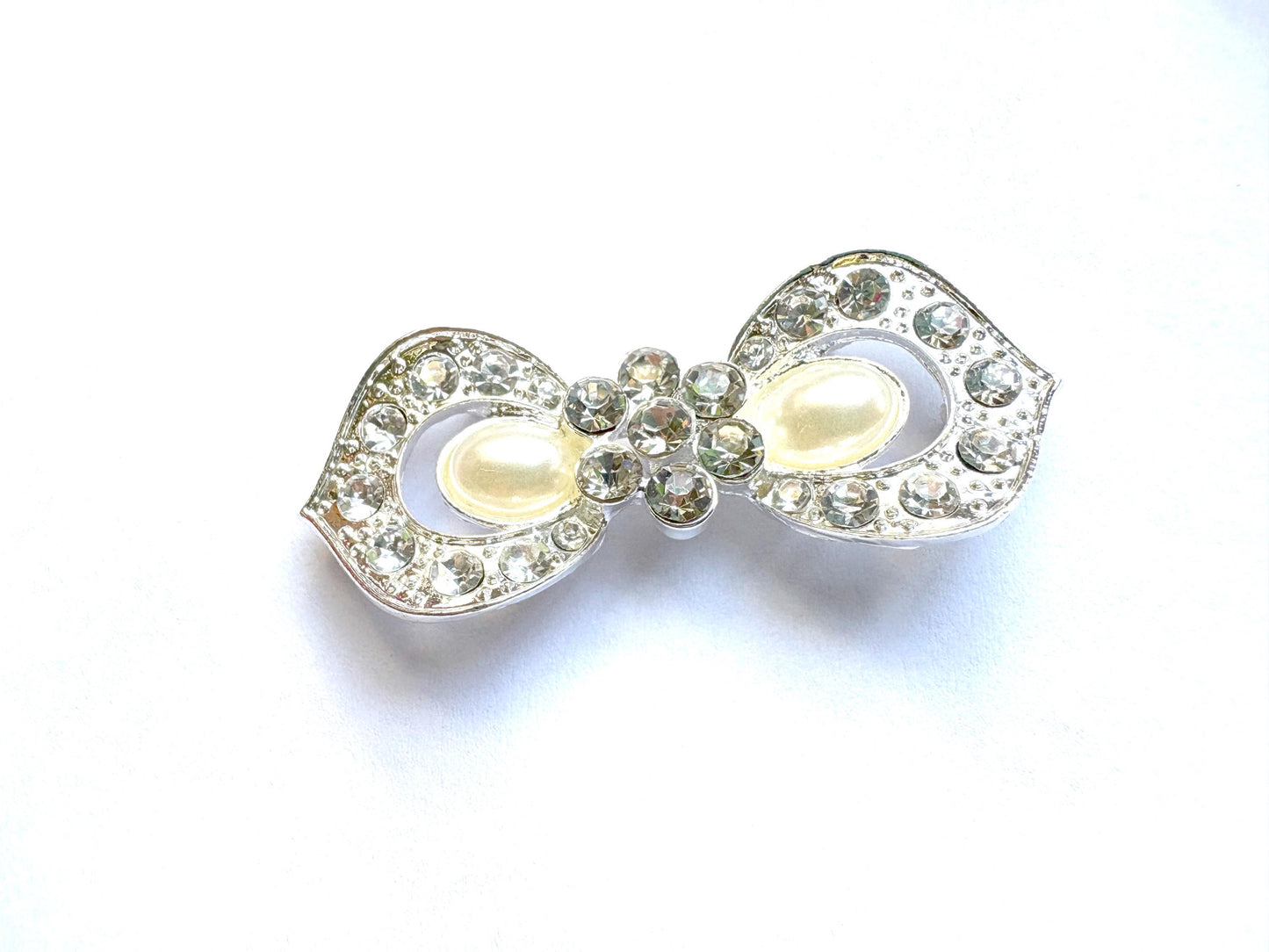 Crystal Rhinestone Buckle Clasp: Pearl & Silver Wedding Closure