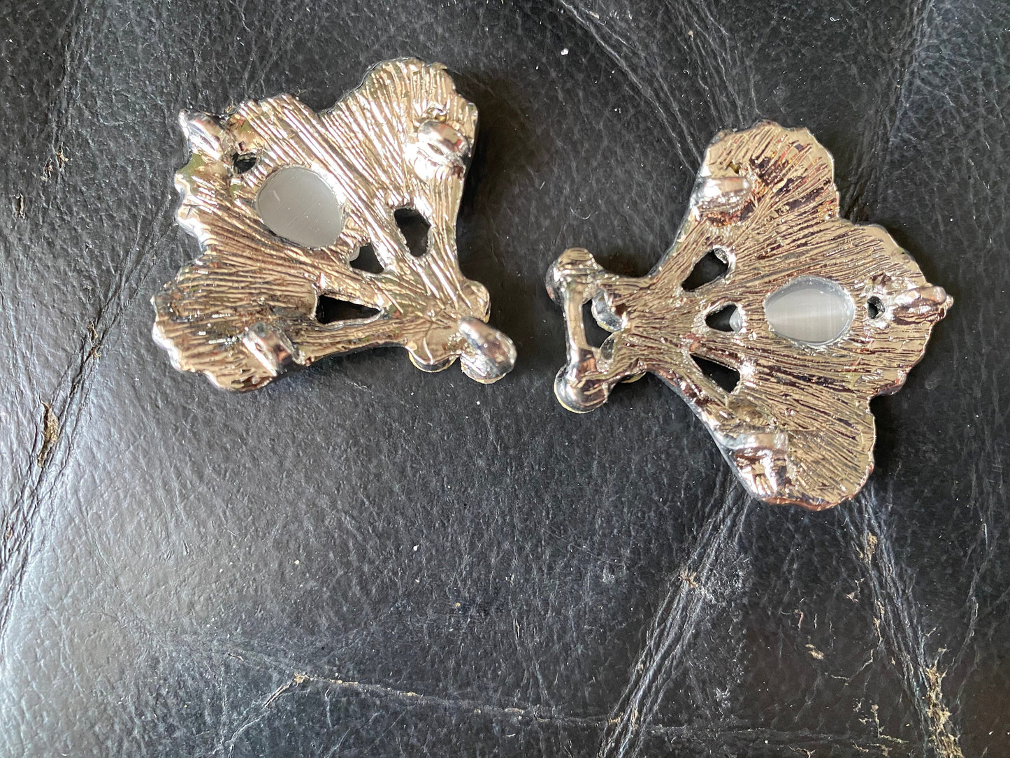 Vintage Butterfly Rhinestone Clasp: Silver Sweater Hook And Eye Button (8x4cm)