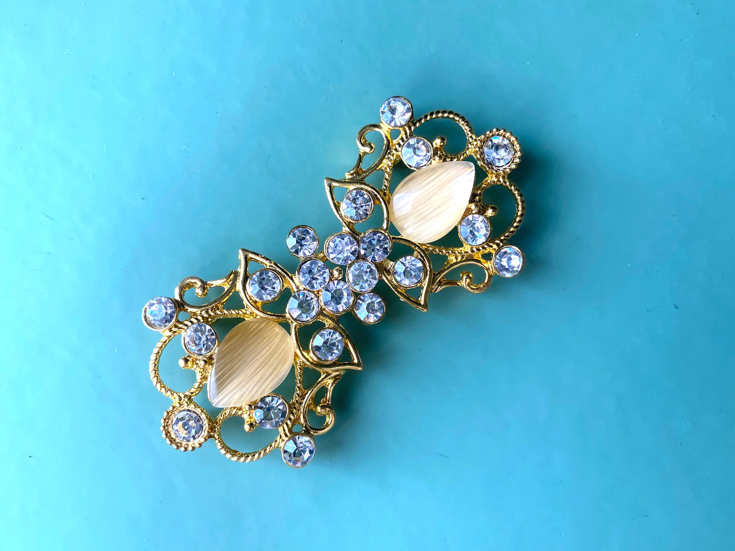 Gold Rhinestone Wedding Clasp: Sash Belt Hook Closure (3.2cm x 6.6cm)