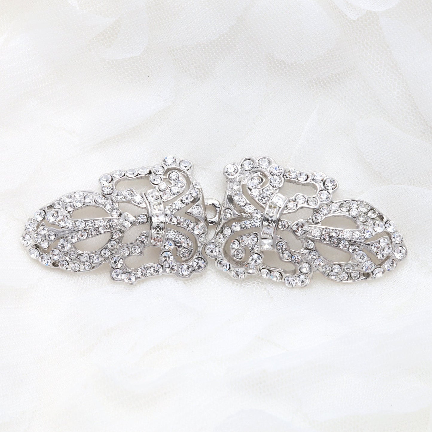Elegant Hook And Eye Closure: Art Deco Rhinestone Buckle with Crystal Accents