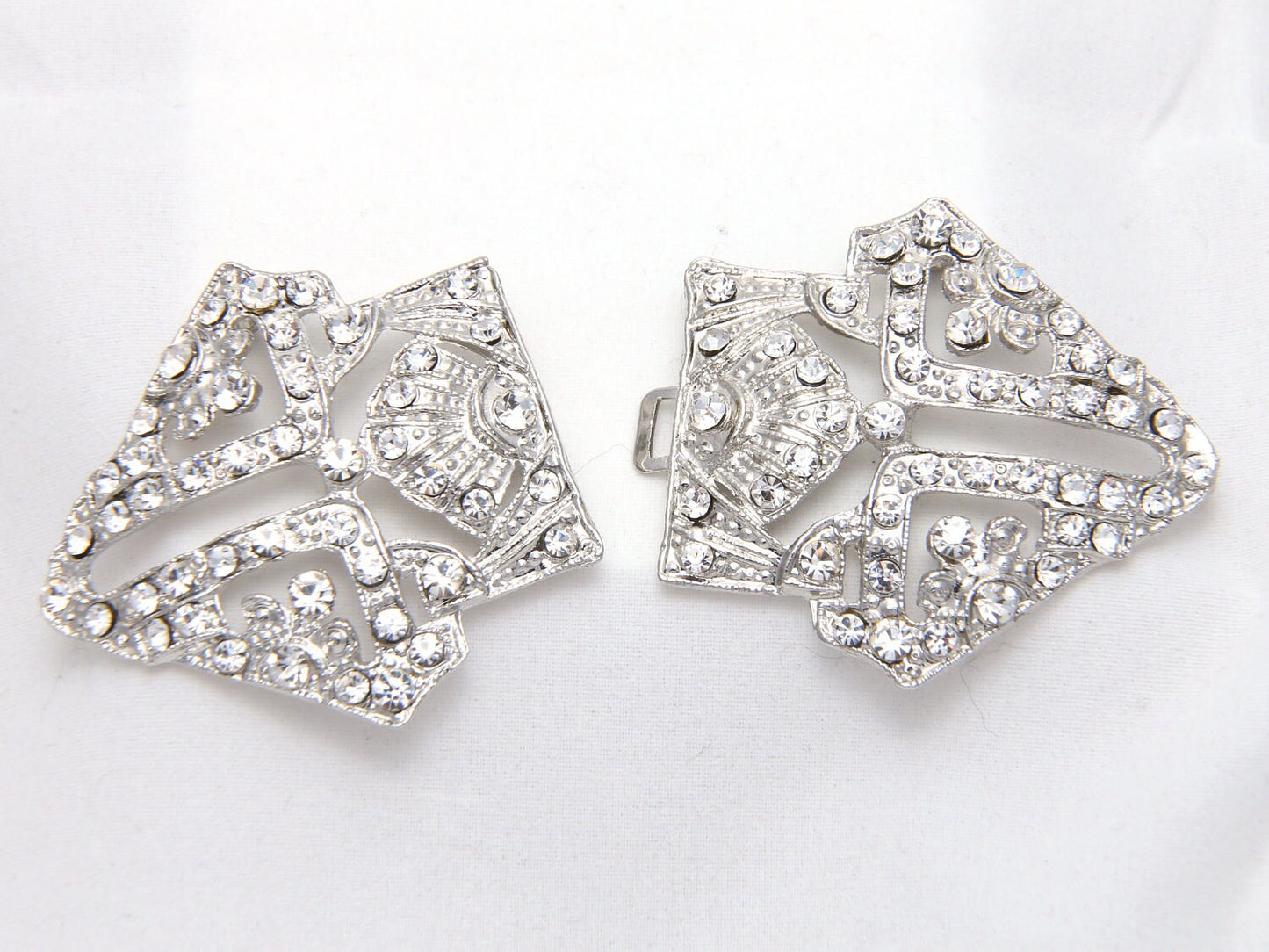 Rhinestone Crystal Clasp: Silver Wedding Buckle with Hook and Eye Closure ButtonButton