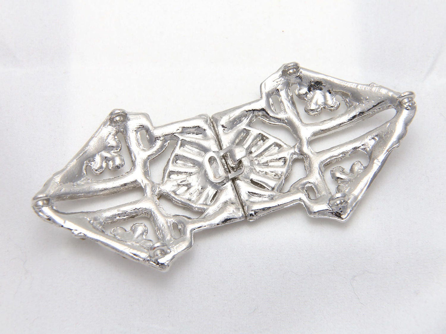 Rhinestone Crystal Clasp: Silver Wedding Buckle with Hook and Eye Closure ButtonButton