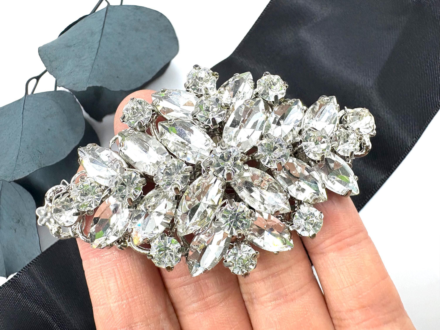 Brooch Pin