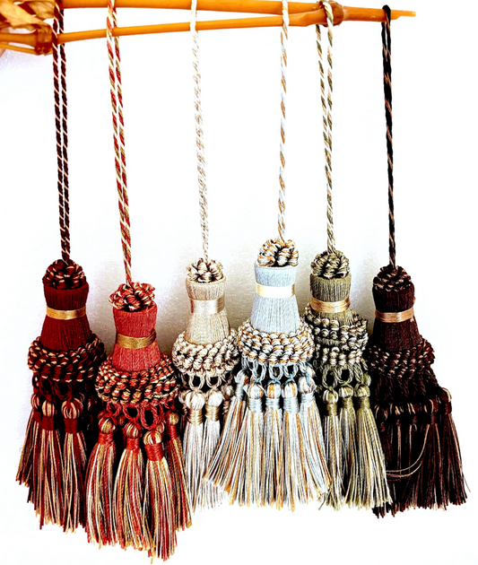 Vintage Style Short Key Tassel: Boho Furniture & Curtain Decor