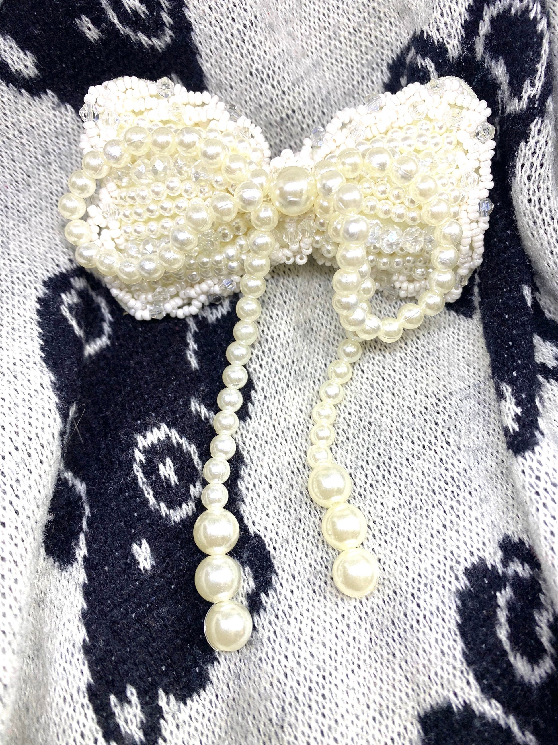 Elegant Bow Pearl Patch for Brooch, Hair Clip & Wedding Accessories 