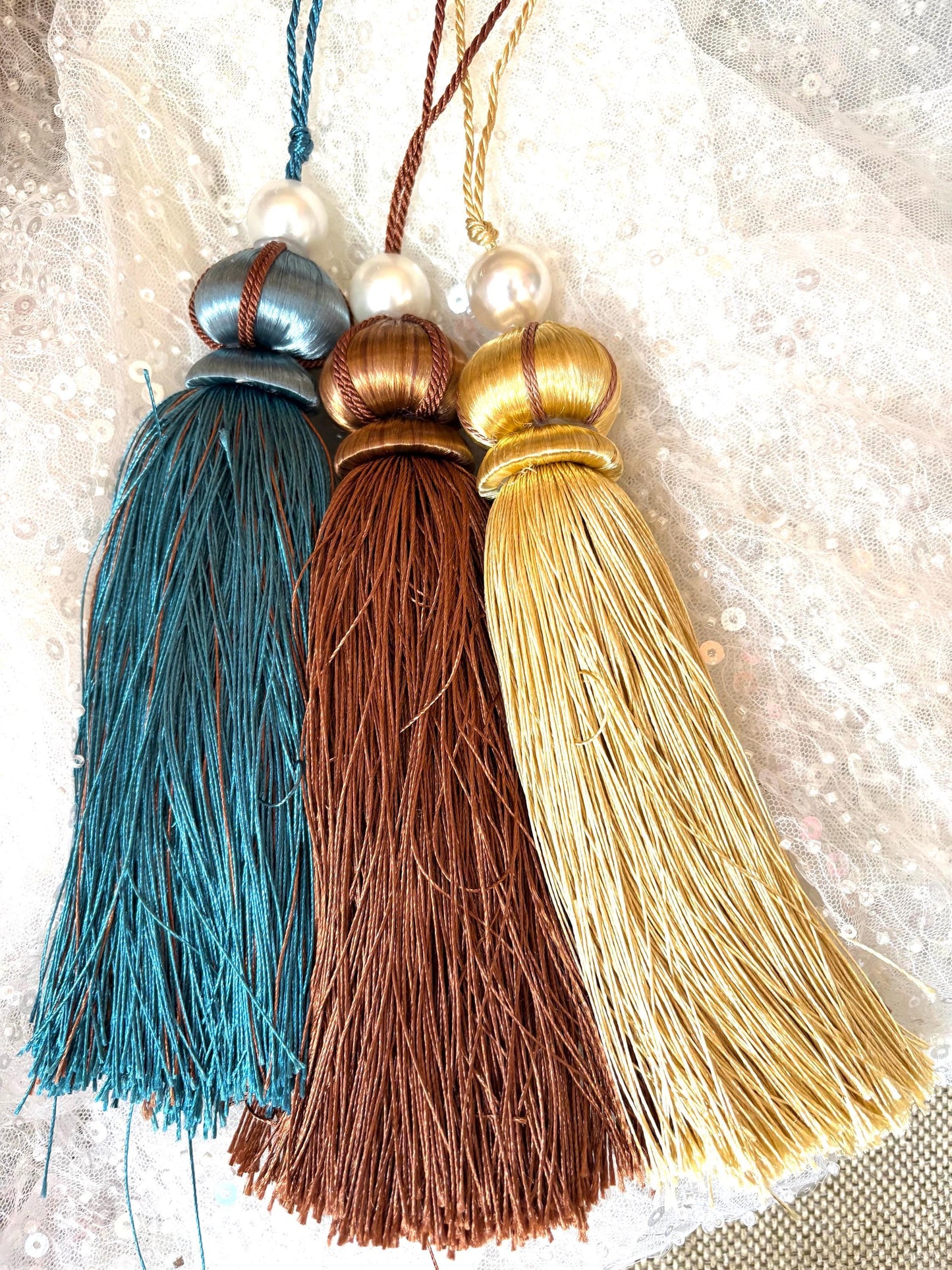 Long Key Tassels for Versatile Decorating, Long Decorative Tassel: Home Decor, Curtain Tieback (7.6 inch) 