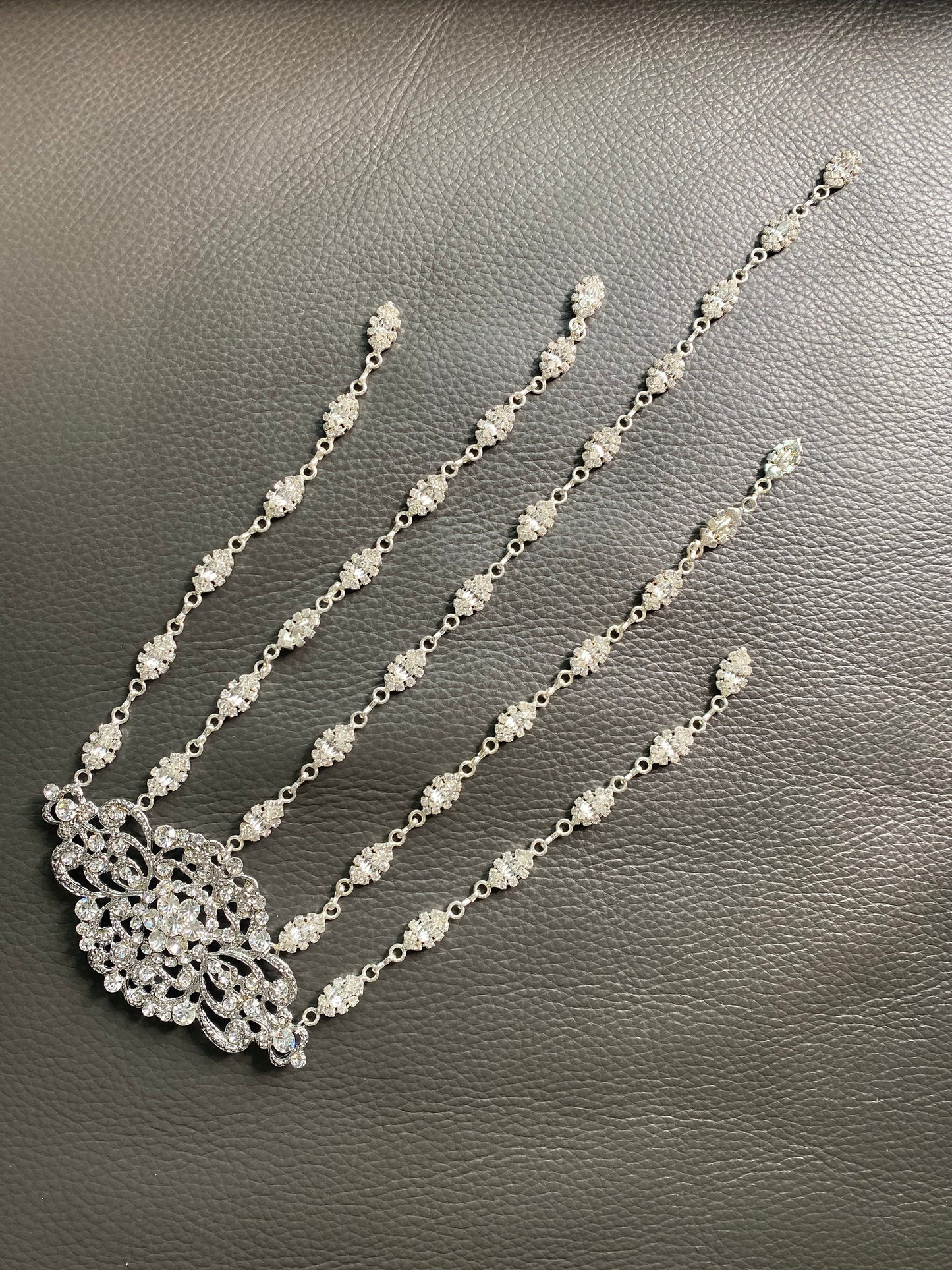 Make A Vintage Wedding | Rhinestone Crystal Hair Accessory : Bridal Wedding Hair Clip Hair Chain