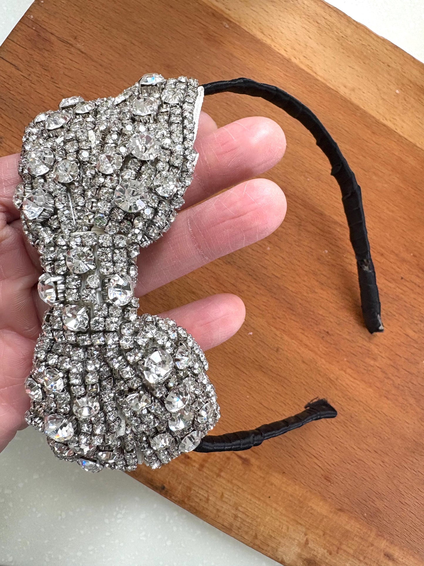 Rhinestone Bow Appliqué: Crystal Embellishment, Hair Accessories (4.5 inch) 