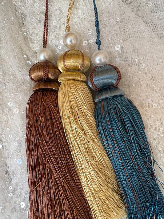 Long Key Tassels for Versatile Decorating, Long Decorative Tassel: Home Decor, Curtain Tieback (7.6 inch) 