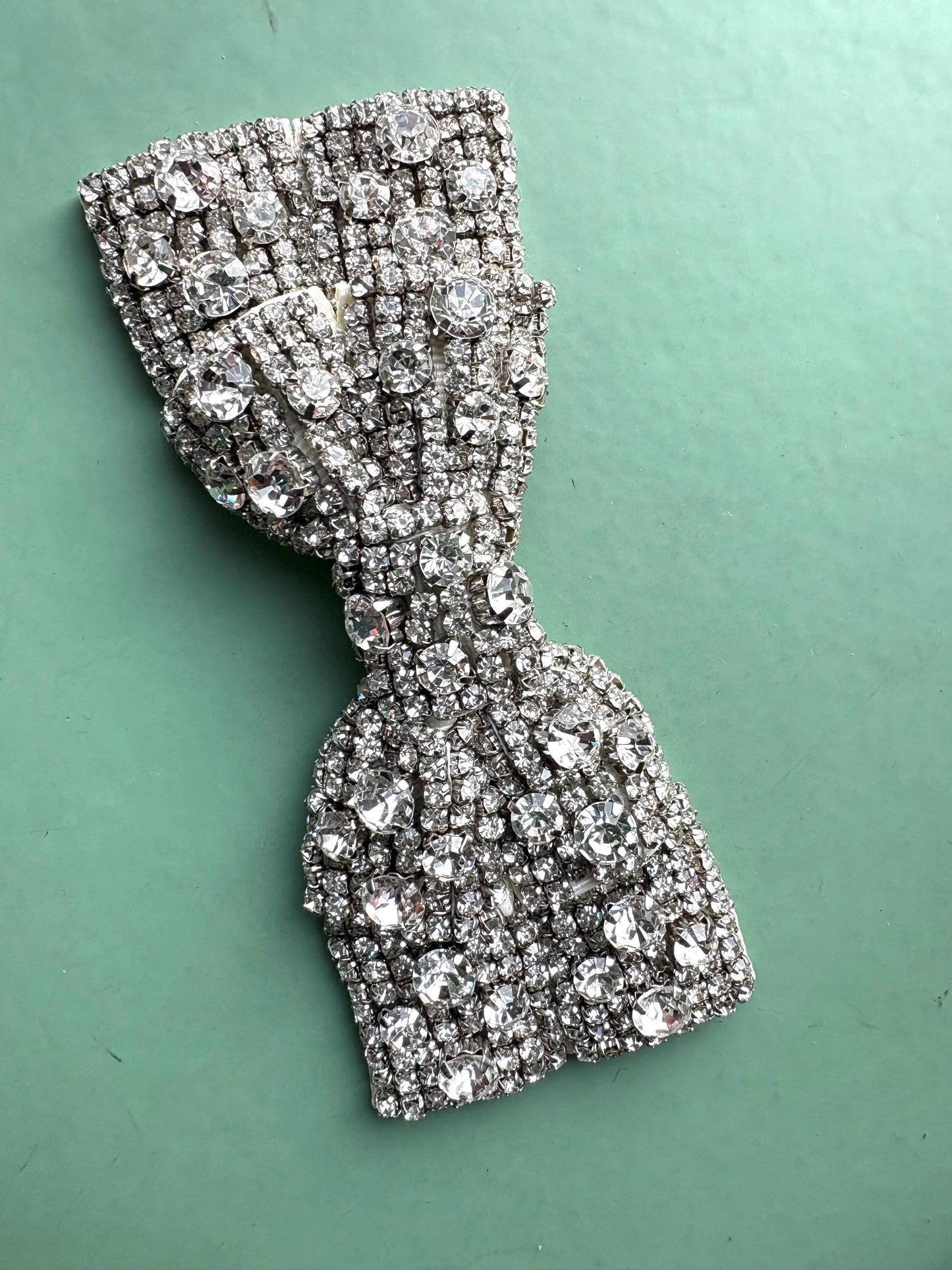 Rhinestone Bow Appliqué: Crystal Embellishment, Hair Accessories (4.5 inch) 