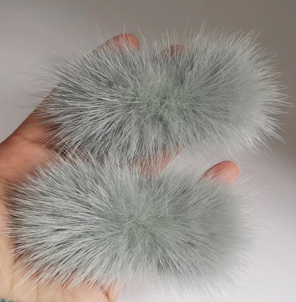 Fur & Rhinestone Shoe Decor, Christmas, Anniversary, Wedding, Bag Decoration Shoe Clips 