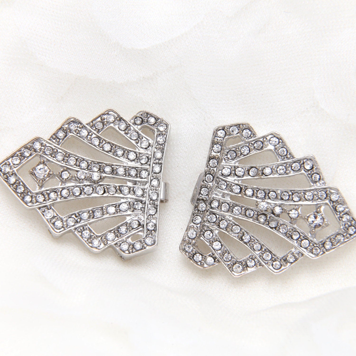 Rhinestone Wedding Buckle: Bridal Belt Clasp, Jewelry Accessory (3" x 1.3") Default Title 