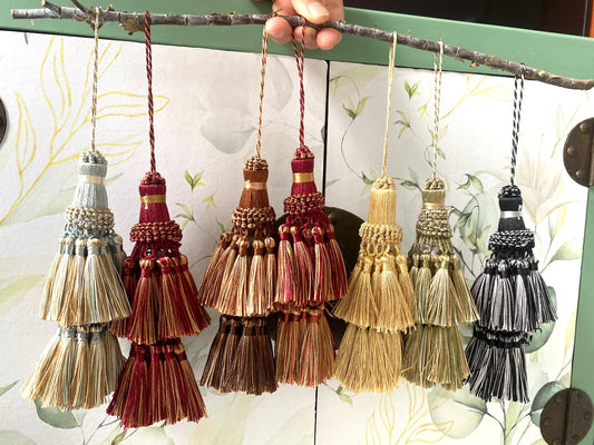 Vintage Style Long Tassel: Furniture & Curtain Decor